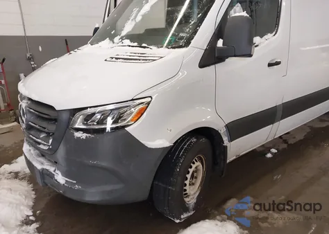 2019 Mercedes-Benz Sprinter 2500 High Roof V6 z USA, uszkodzony, nr VIN WD3PF1CD0KP059846